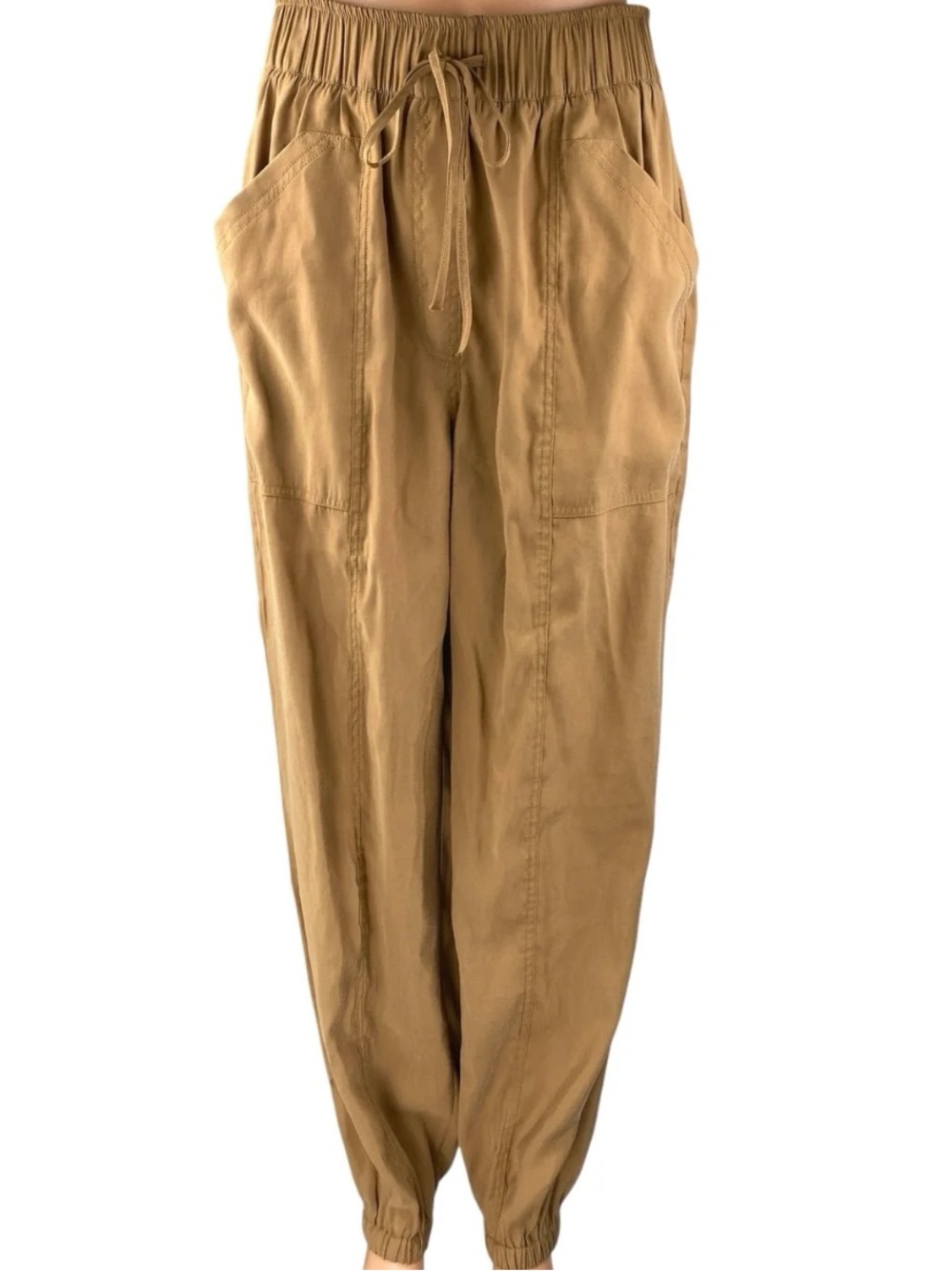 Woman’s Abercrombie & Fitch High Waist Cargo Joggers in a caramel/tan shade